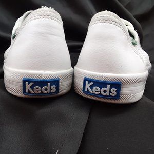 Keds Kickstart Sz 8 Leather Perforated Sneakers with No-Tie Rubber Laces